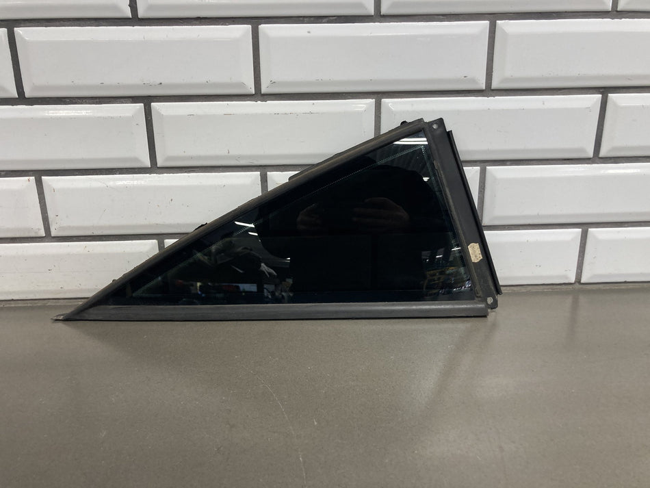 00-06 Audi TT Quattro Coupe 8N Passenger Right RH Rear Quarter Window Glass OEM