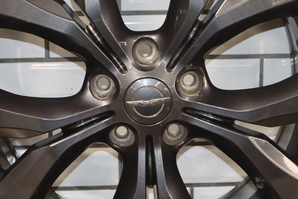 2017-2024 Chrysler Pacifica Alloy Wheel OEM