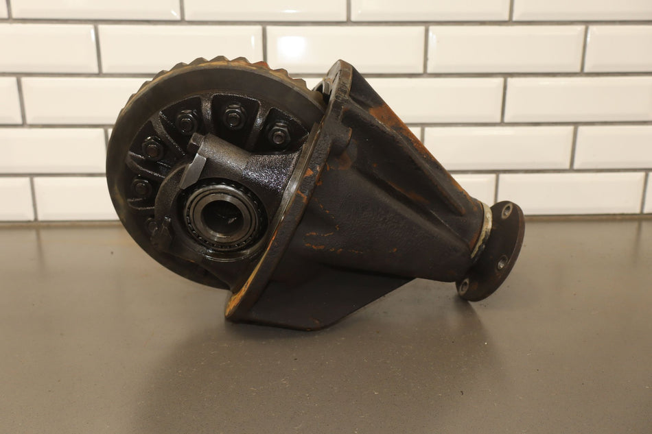 1991 Toyota Land Cruiser Differential Carrier Assembly