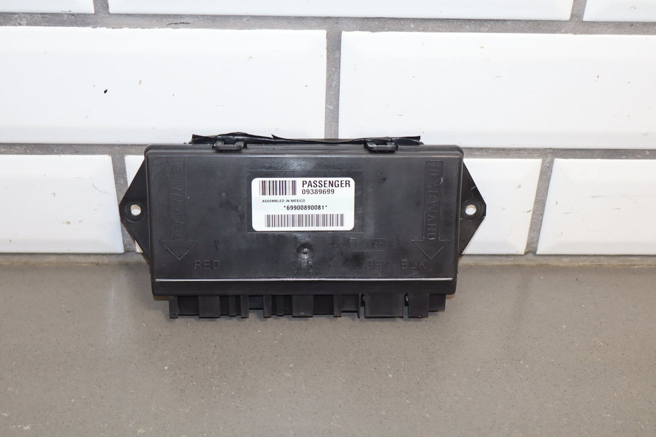 2000-2004 Chevrolet Corvette C5 Right Passenger Door Control Module 10342160