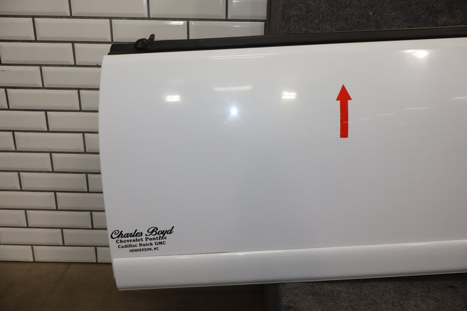 1999-2000 Cadillac Escalade Decklid/Tailgate White 50