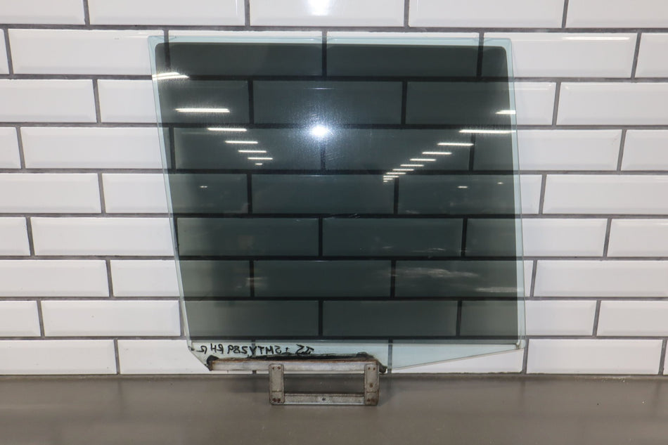 1991 Toyota Land Cruiser Right Rear Door Window OEM