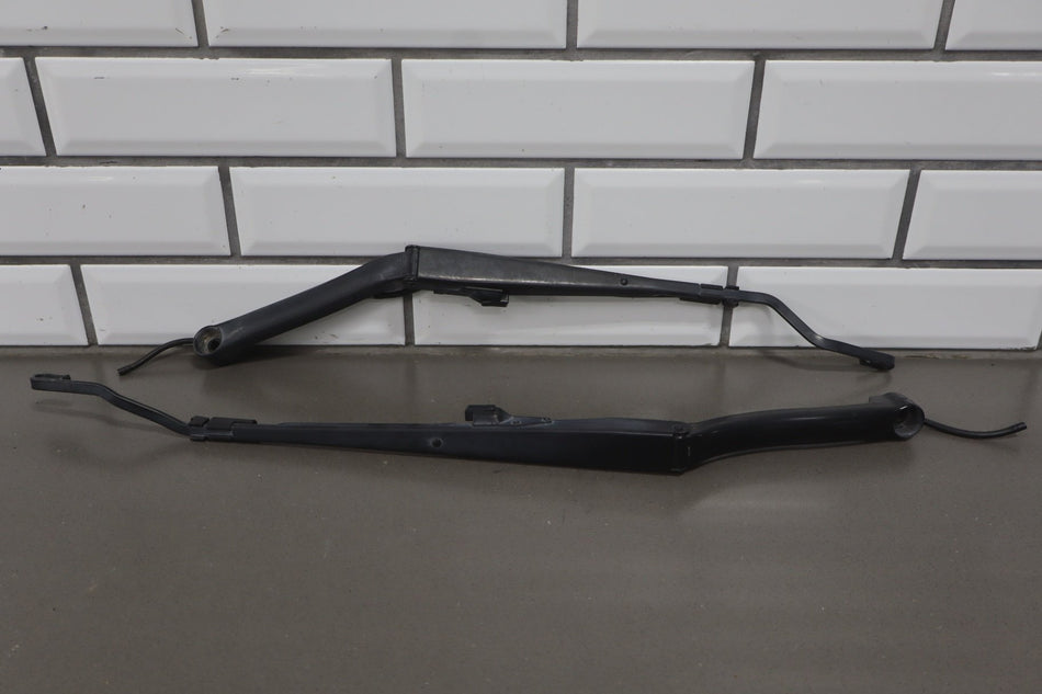 1997-2004 Chevrolet Corvette C5 Wiper Arm LH &amp; RH Pair