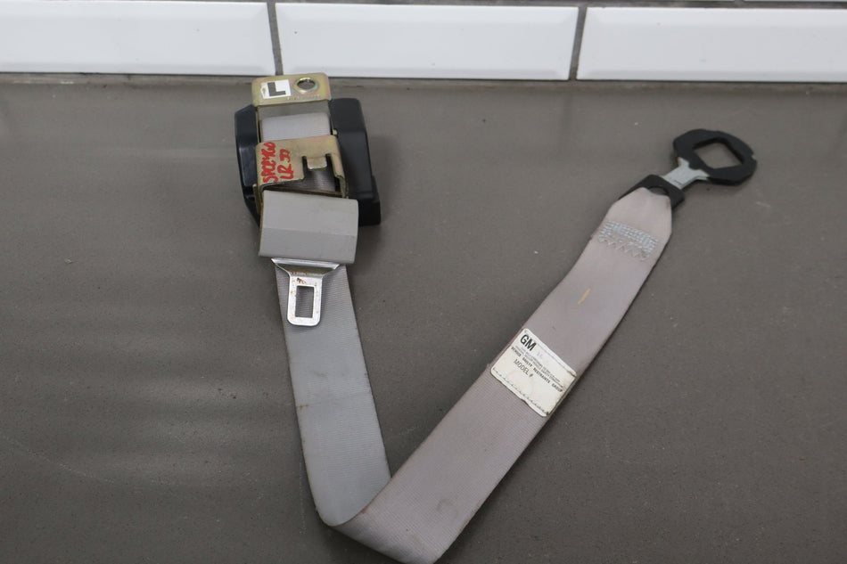 1993 Chevrolet Silverado 2500 GMT400- Rear Seat Belt
