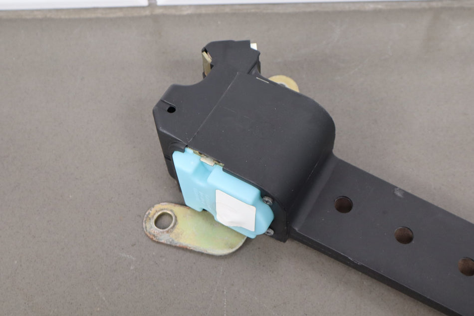 94-96 Pontiac Grand Prix Right Front Seat Belt (Beige 64)