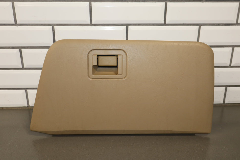 2005 Ford F-250 Super Duty Lariat Glove Box Pebble AQ
