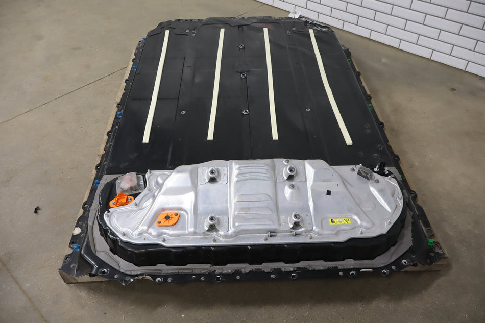 20-23 Tesla Model Y Battery Module Pack Long Range 75KWH 1493172-00-D DAMANGE