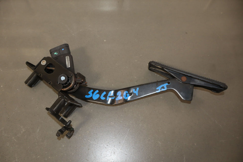 2006 Cadillac XLR Pedal Assembly OEM