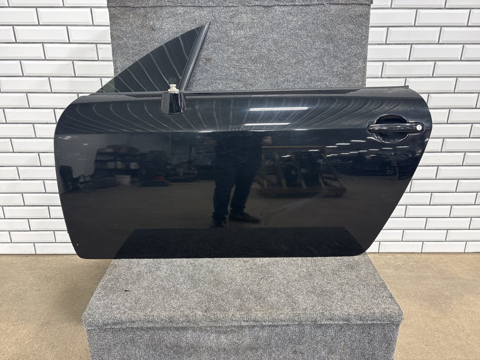 00-06 Audi TT Quattro Coupe 8N Driver Left LH Front Door Shell Glass Black