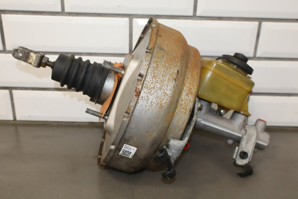 1993-1997 Toyota Land Cruiser Lexus LX450 Brake Booster 4461060792