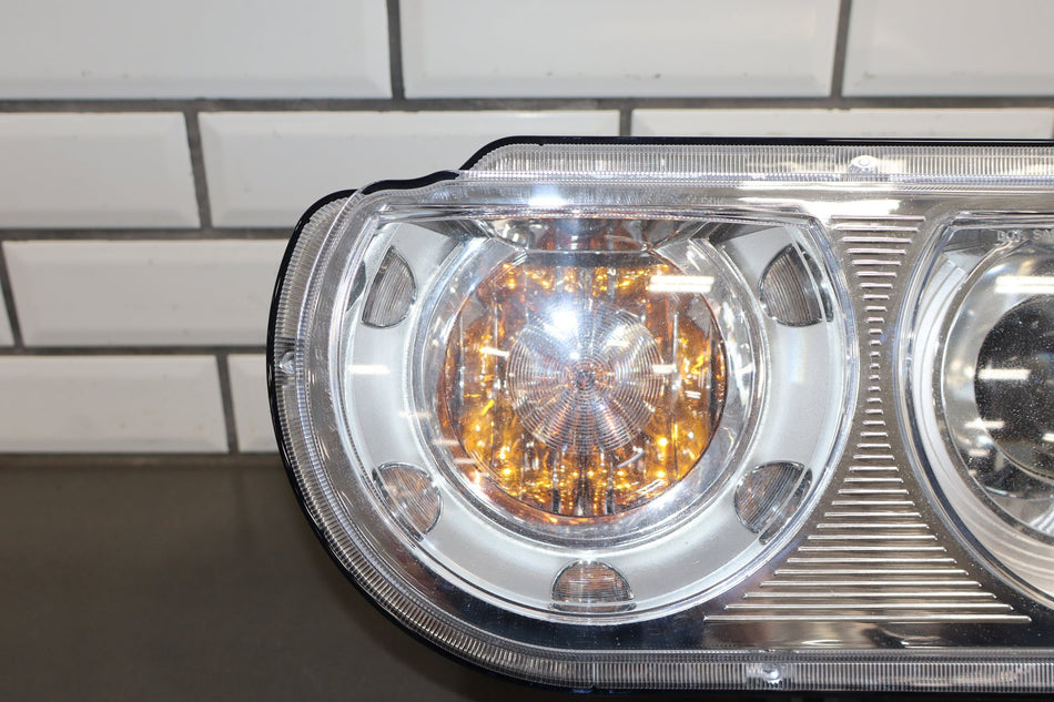 2008-14 Dodge Challenger R/T LH Headlamp HID Xenon 05028779AB