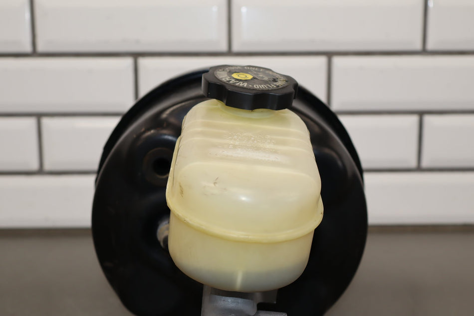 1997 Chevrolet Corvette C5 Power Brake Booster W/ Master Cylinder