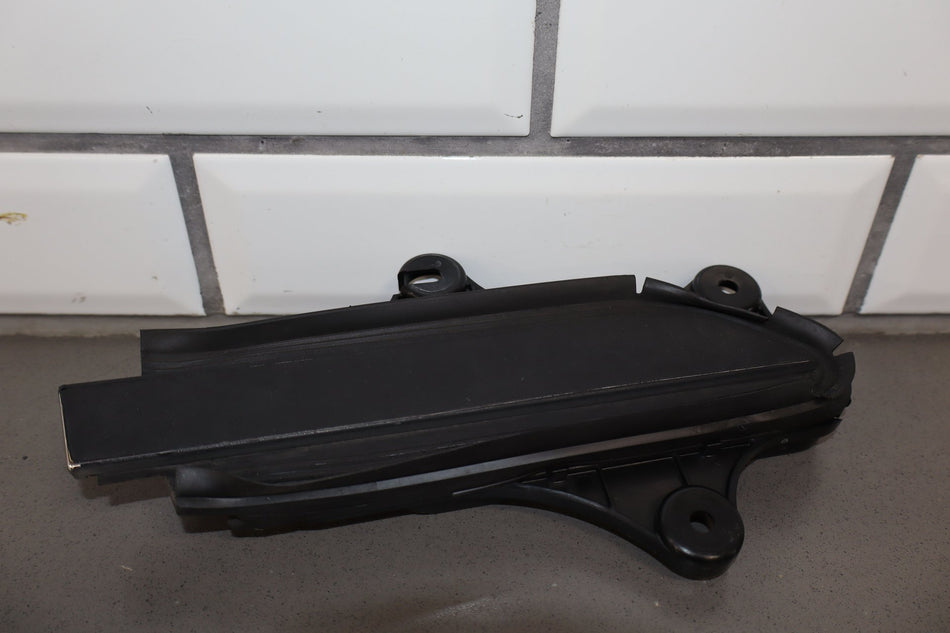2017 Tesla X- Right Front Door Handle
