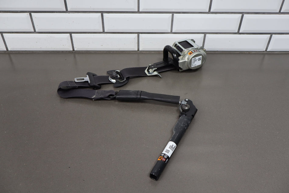 15-20 Cadillac Escalade LF Seat Belt Jet Black H2X