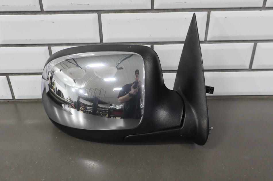 1999-2002 Chevrolet Silverado 2500 Power Heated Right Door Mirror OEM 15179830