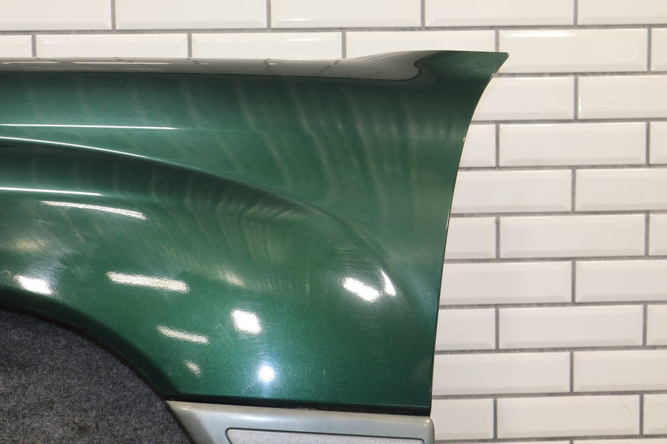 1998-2007 Toyota Land Cruiser Base Left Fender 538026A201 Imperial Jade 6Q7 538026A201