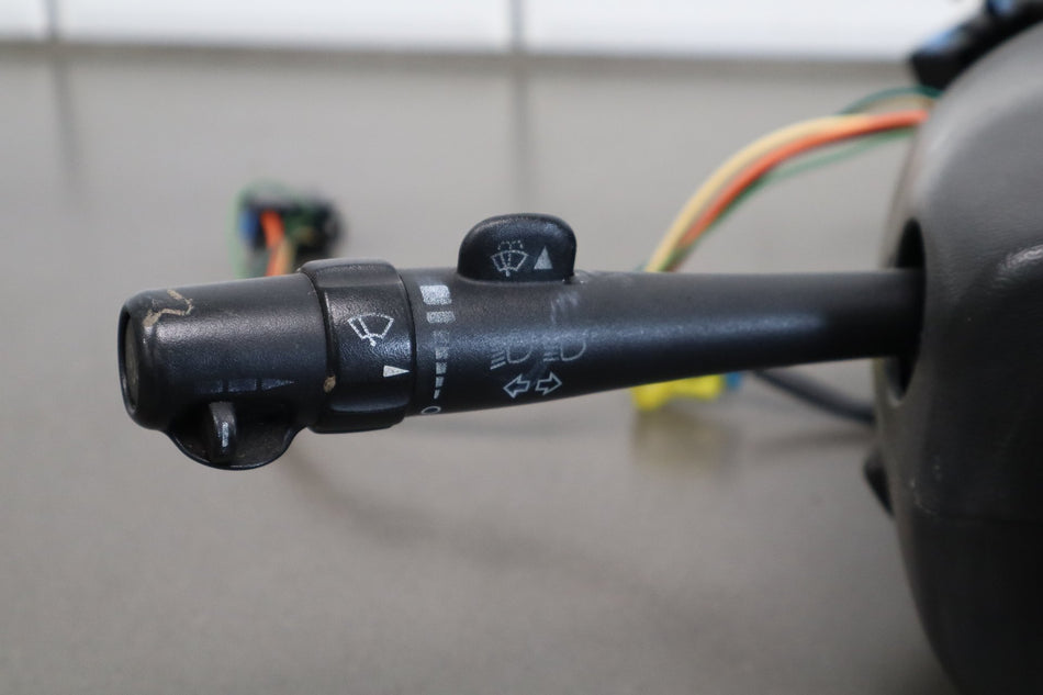 2006-07 Chevy Silverado 2500HD Column Shift Tilt Column 19133736
