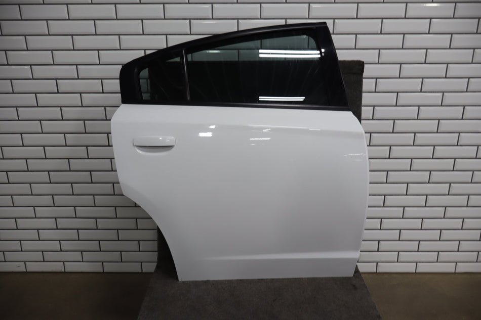 2011-2023 Dodge Charger Right Rear Door White Knuckle ( PW7 ) 68089372AE