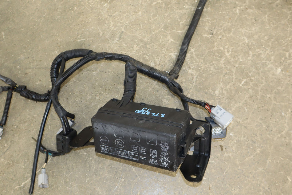 1996 Lexus LX450- Engine Fuse Box