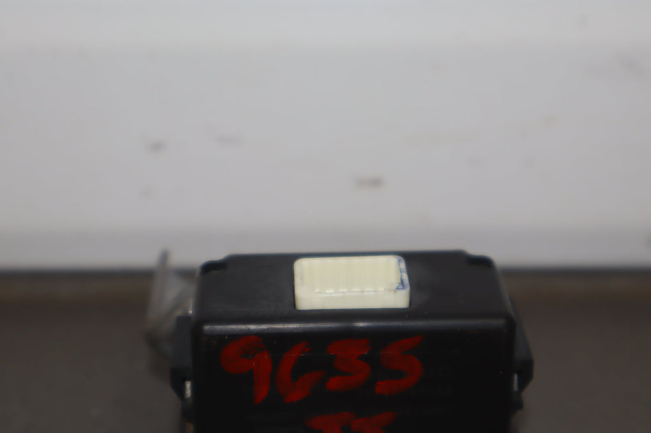 2012 Toyota Sienna- TPMS Module PN: 8976908030