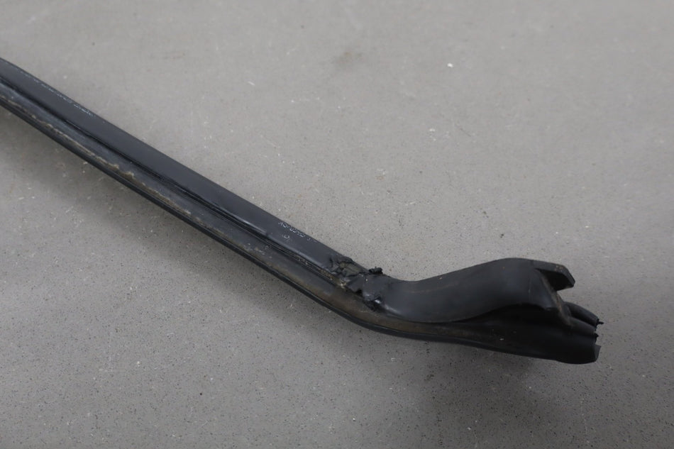 2006 Chevrolet Corvette C6- Windshield Weatherstrip Seal 20774936