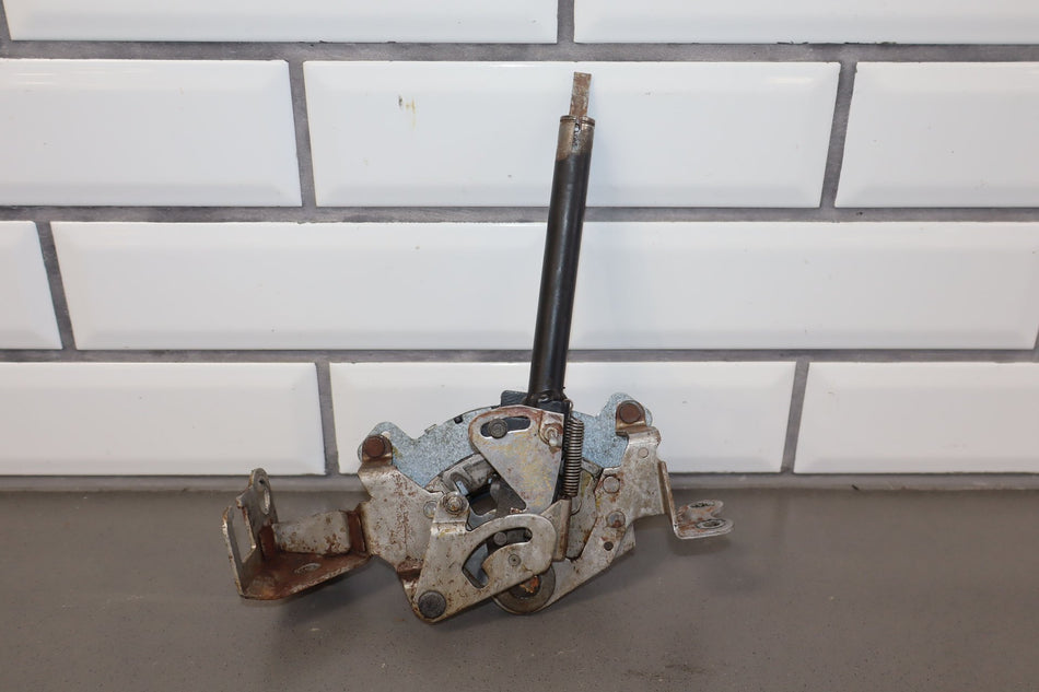 1992 Chevrolet Corvette- Floor Shifter