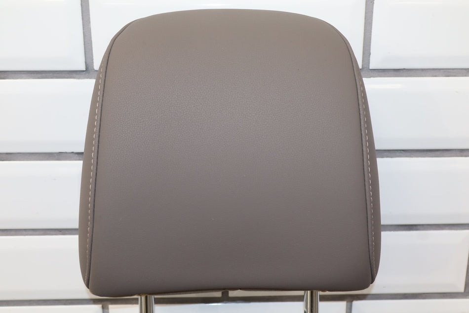 Headrest, 2019, Lexus, GX460