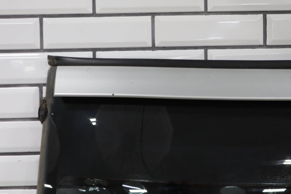 2004-2006 Pontiac GTO Back Window