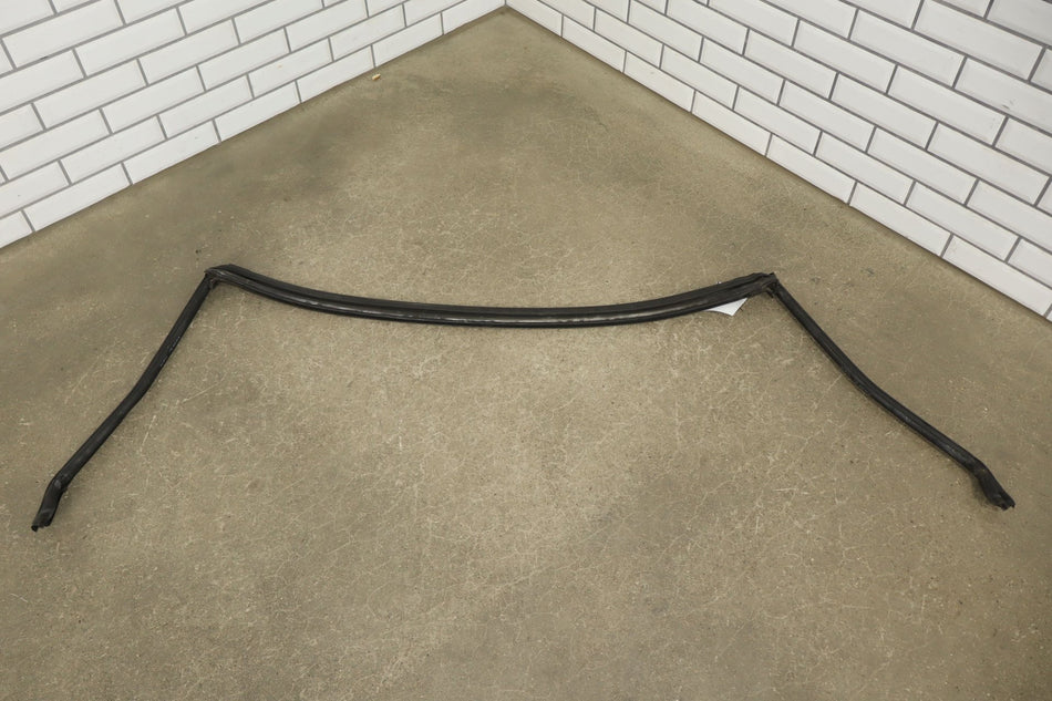 2006 Chevrolet Corvette C6- Windshield Weatherstrip Seal 20774936