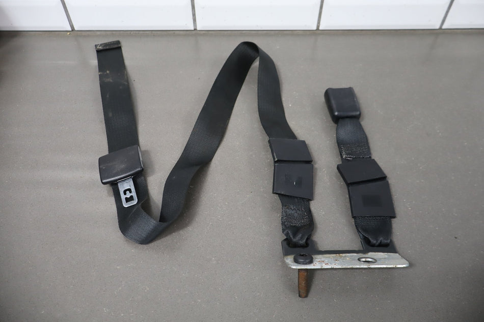 2006 Ford F-250 Super Duty Harley Davidson Rear Center Seat Belt