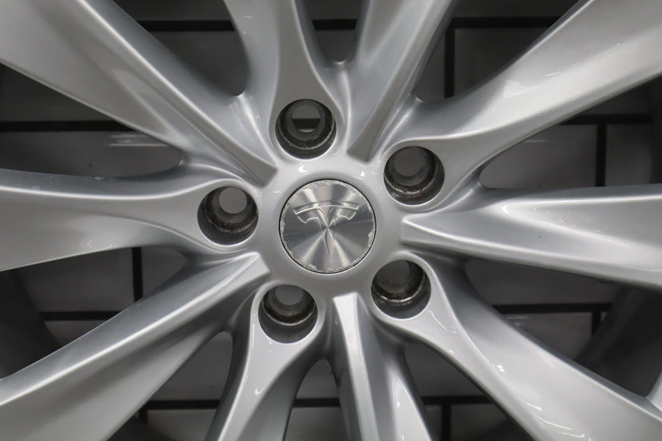 2016-2021 Tesla Model X Rear 20x9.5 Aluminum Alloy Slipstream Wheel