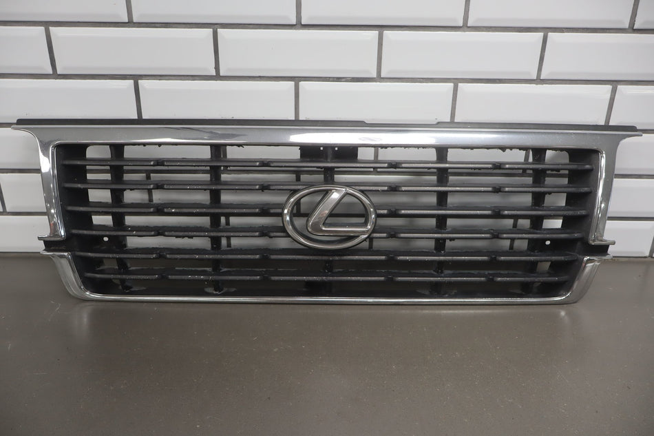 1996-1997 Lexus LX450 Radiator Grille