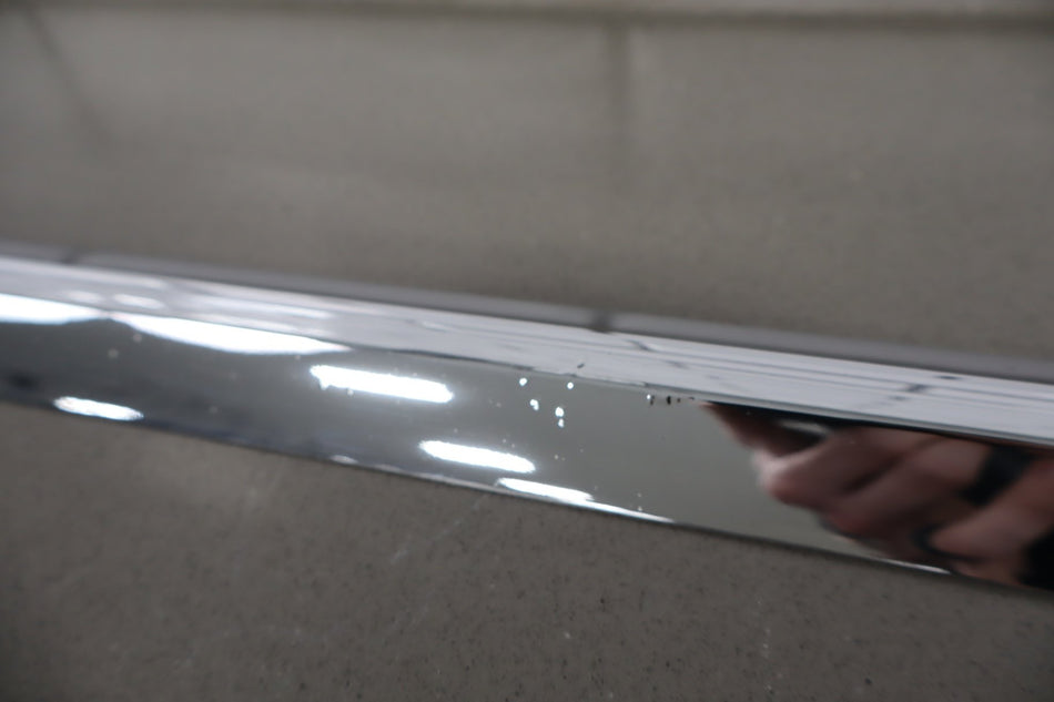 2009 Cadillac Escalade ESV Right Front Door Molding OEM