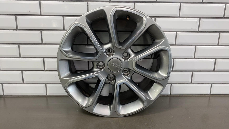 2016 Jeep Grand Cherokee- Wheel