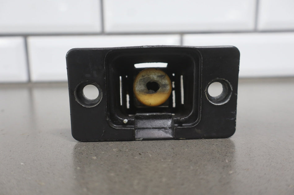 1981 Porsche 928- Lid Latch