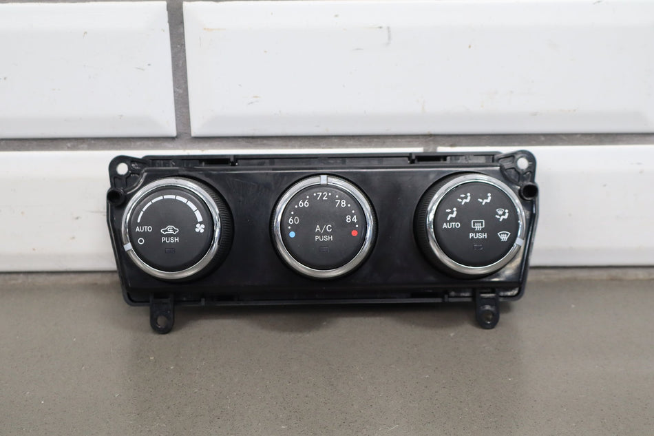 11-14 Dodge Challenger Dual Zone Climate 55111463AE