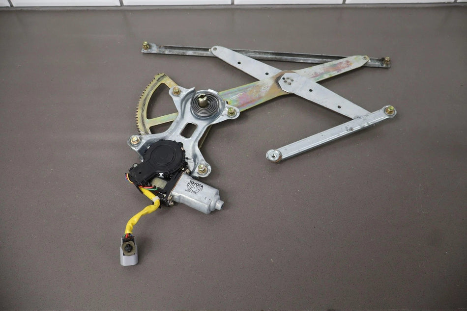 1999 Toyota Land Cruiser Left Front Door Regulator OEM