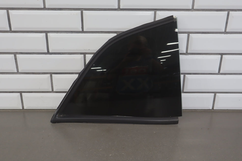 2008-2010 Dodge Challenger Right Quarter Window OEM