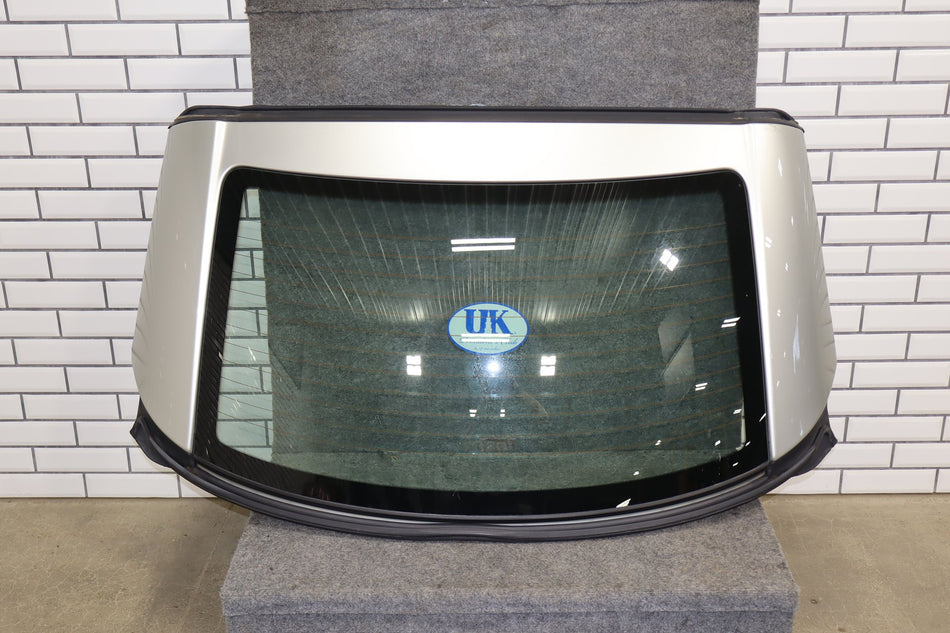 02-10 Lexus SC430 Z40 Heated Back Window With Roof Section
