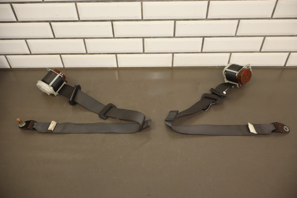 2010-2014 Ford F-150 Raptor Left Rear Seat Belt Black 7B