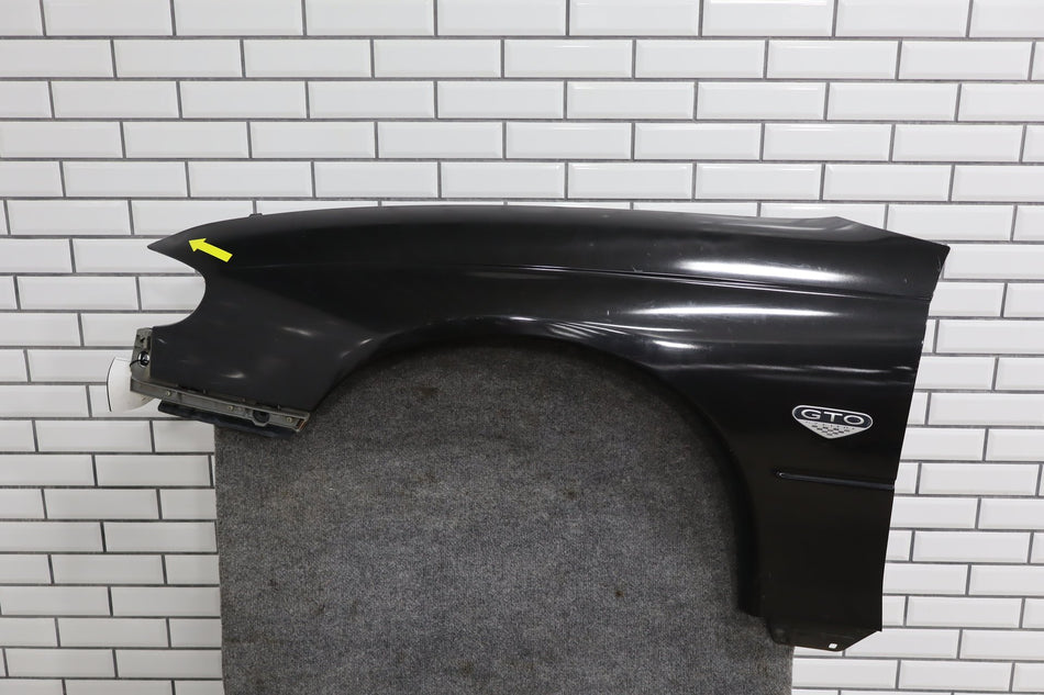 2004-2006 Pontiac GTO Left Fender Phantom Black 41