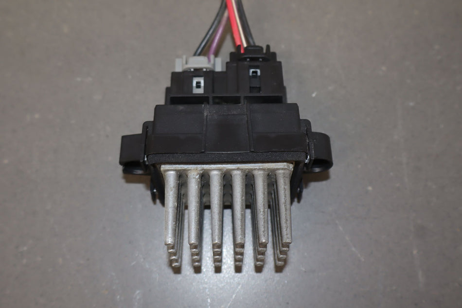 2009 Hummer H2- Blower Motor Resistor