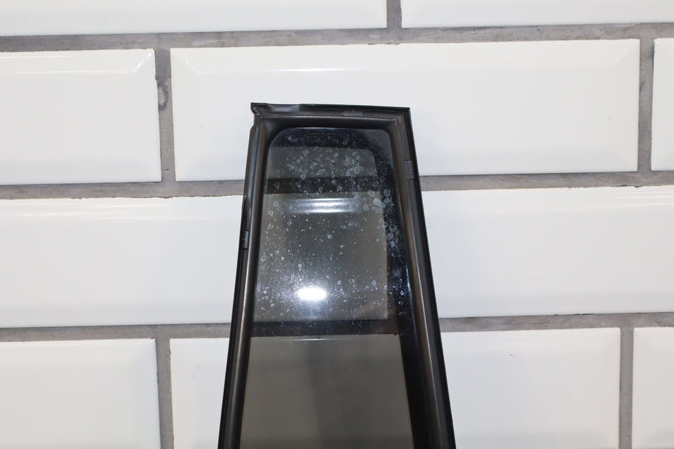 2005 Lexus GX470- REAR VENT GLASS/WINDOW