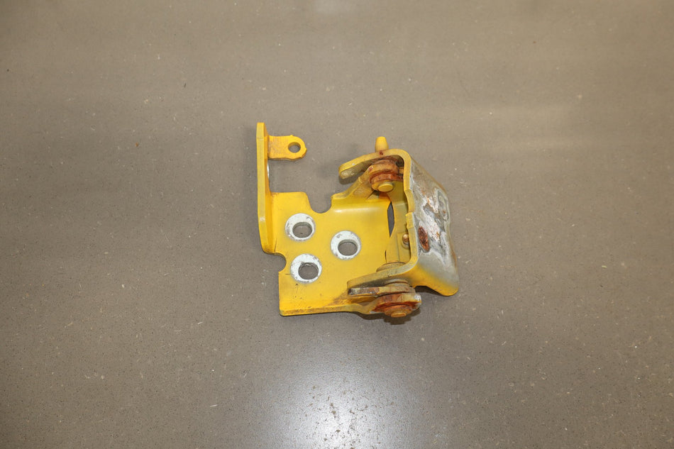 2003-2009 Hummer H2 Driver Door Hinge Set- Pair