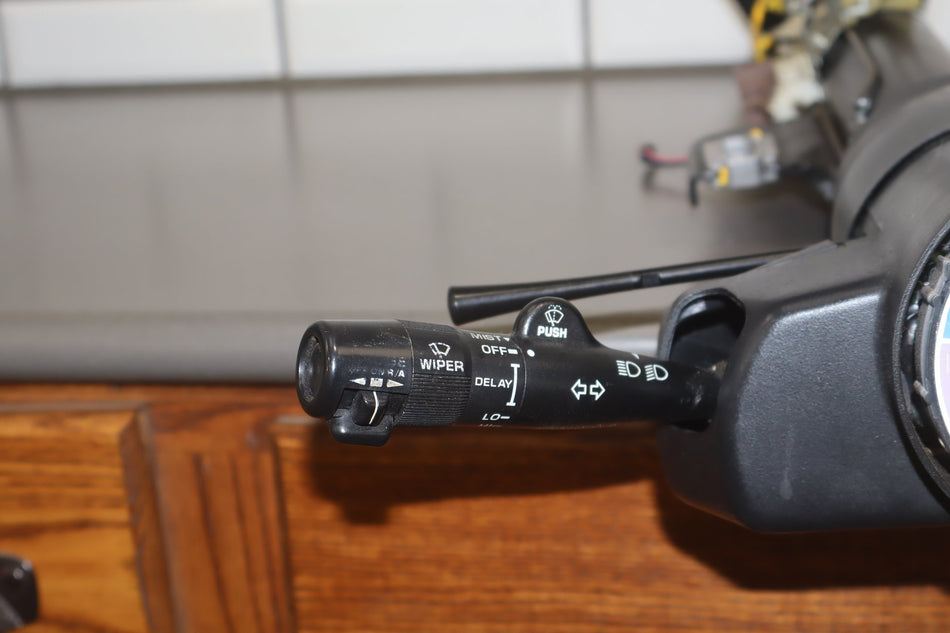 1994-1996 Chevrolet Corvette Steering Column 26040220