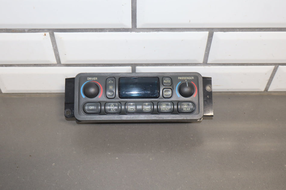 1997-2004 Chevrolet Corvette Automatic Temperature Climate Control CJ2