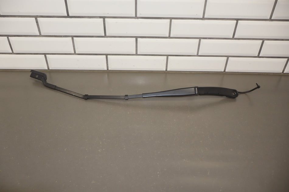 2022-2026 Tesla Model S Long Range All Wheel Drive Wiper Arm Pair