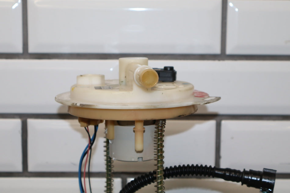 2004-2006 Pontiac GTO- Fuel Pump
