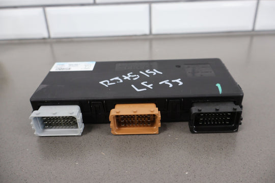 https://dvyuexp86pxrj.cloudfront.net/afb4b39b-4871-415e-a25a-a49131a4a926/3F414503-7542-4C9A-8F58-0ABBCBF353D0/web_9a8db665-a11b-4daf-bbdf-db9a23ade592.jpg