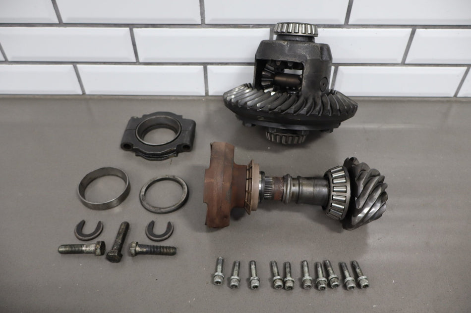 2014 Ford Mustang S197- Carrier Assembly